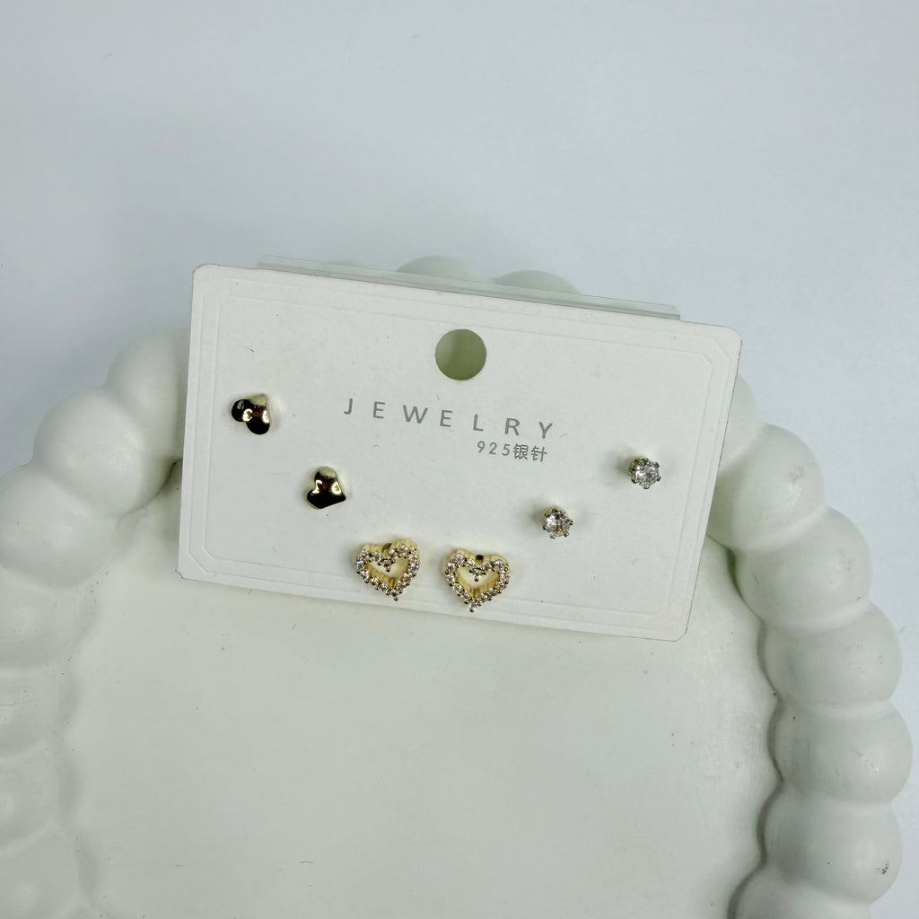 Mystery Stud Earrings Card – 3 Pairs