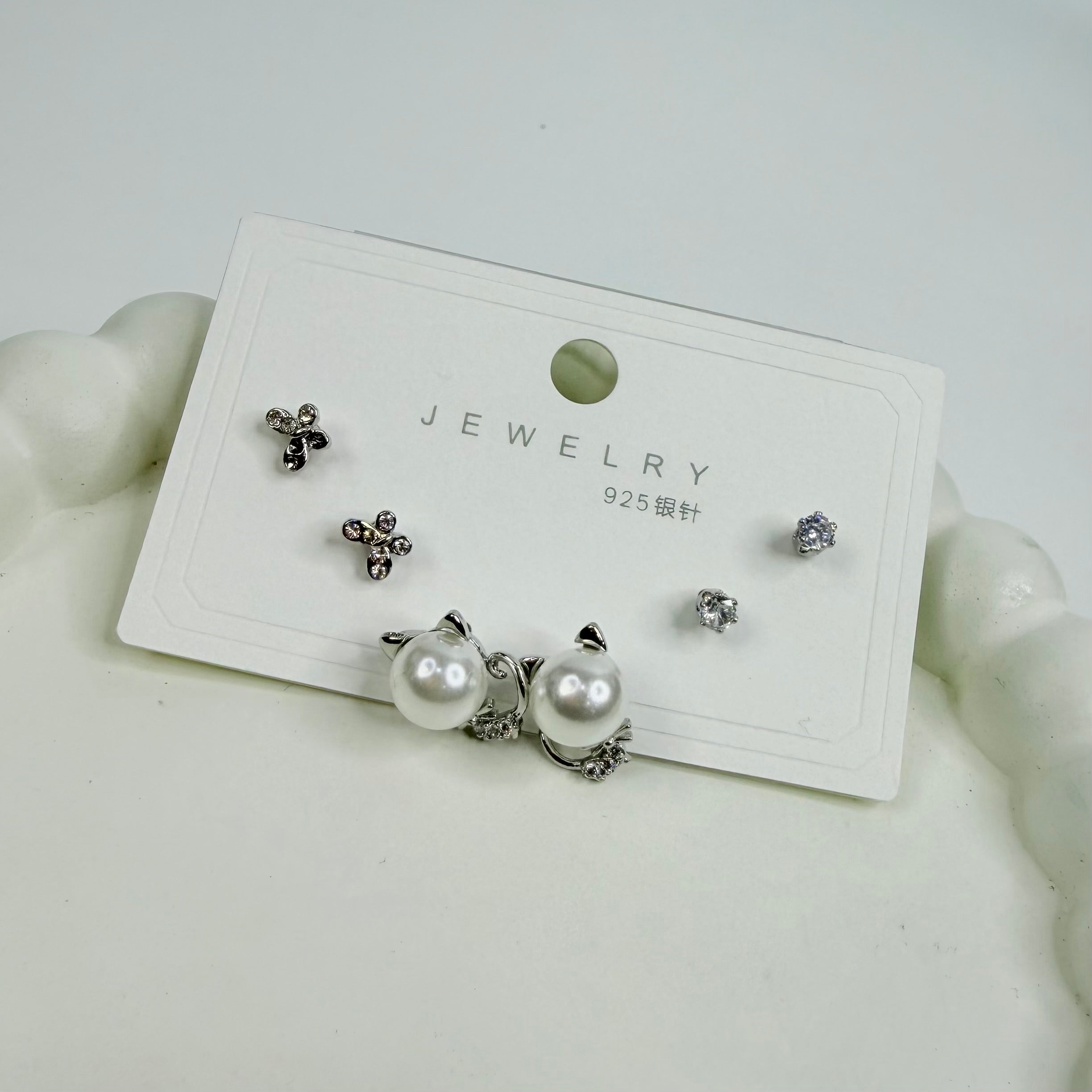 Mystery Stud Earrings Card – 3 Pairs