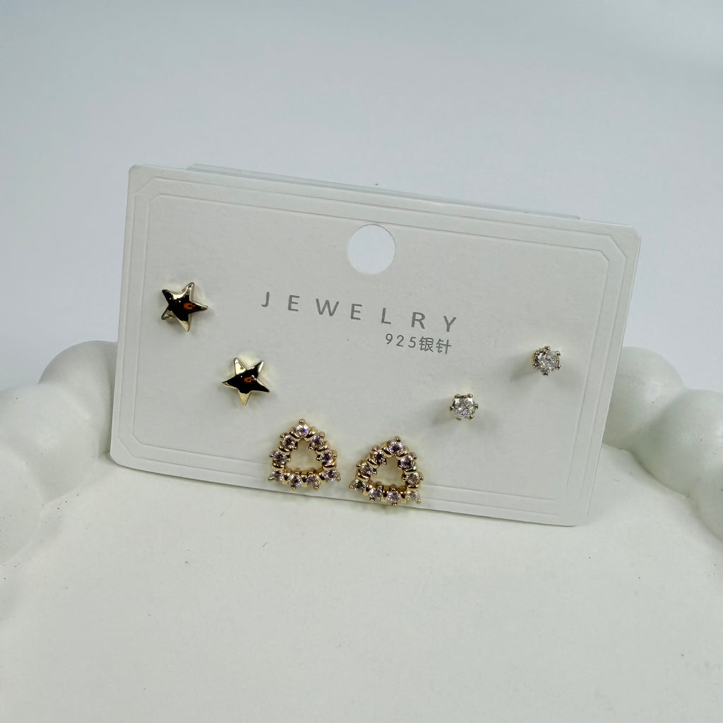 Mystery Stud Earrings Card – 3 Pairs