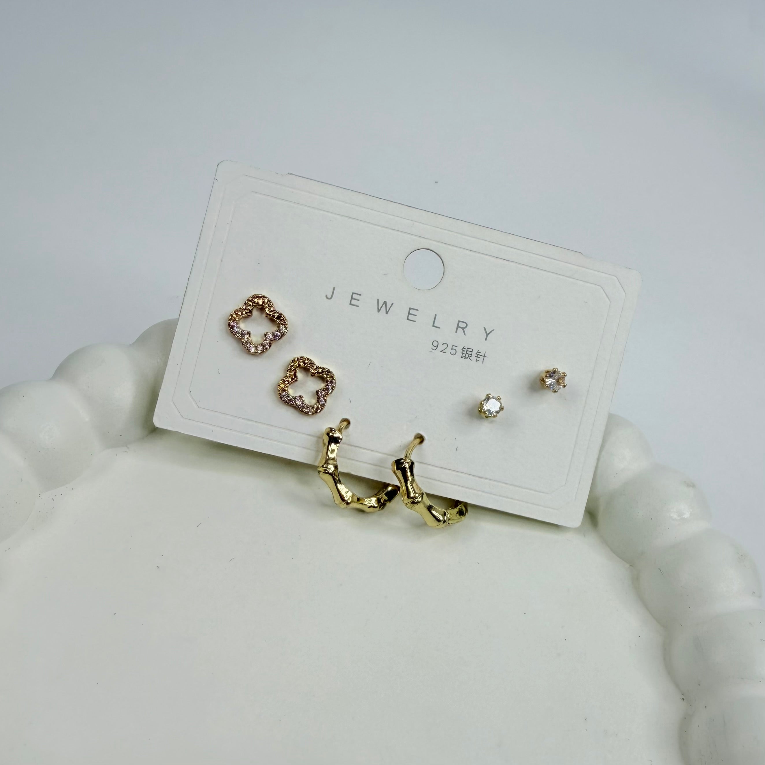 Mystery Stud Earrings Card – 3 Pairs