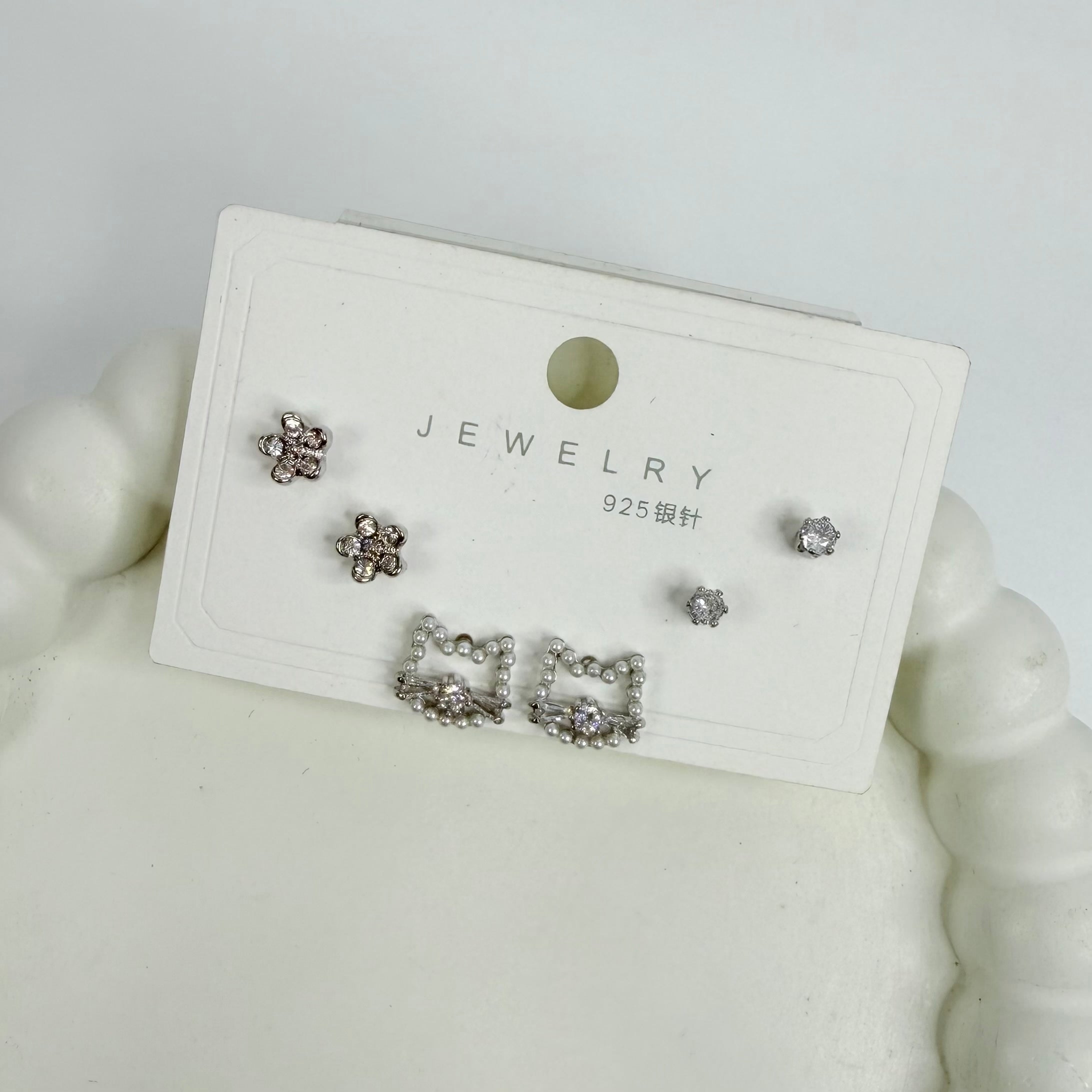 Mystery Stud Earrings Card – 3 Pairs
