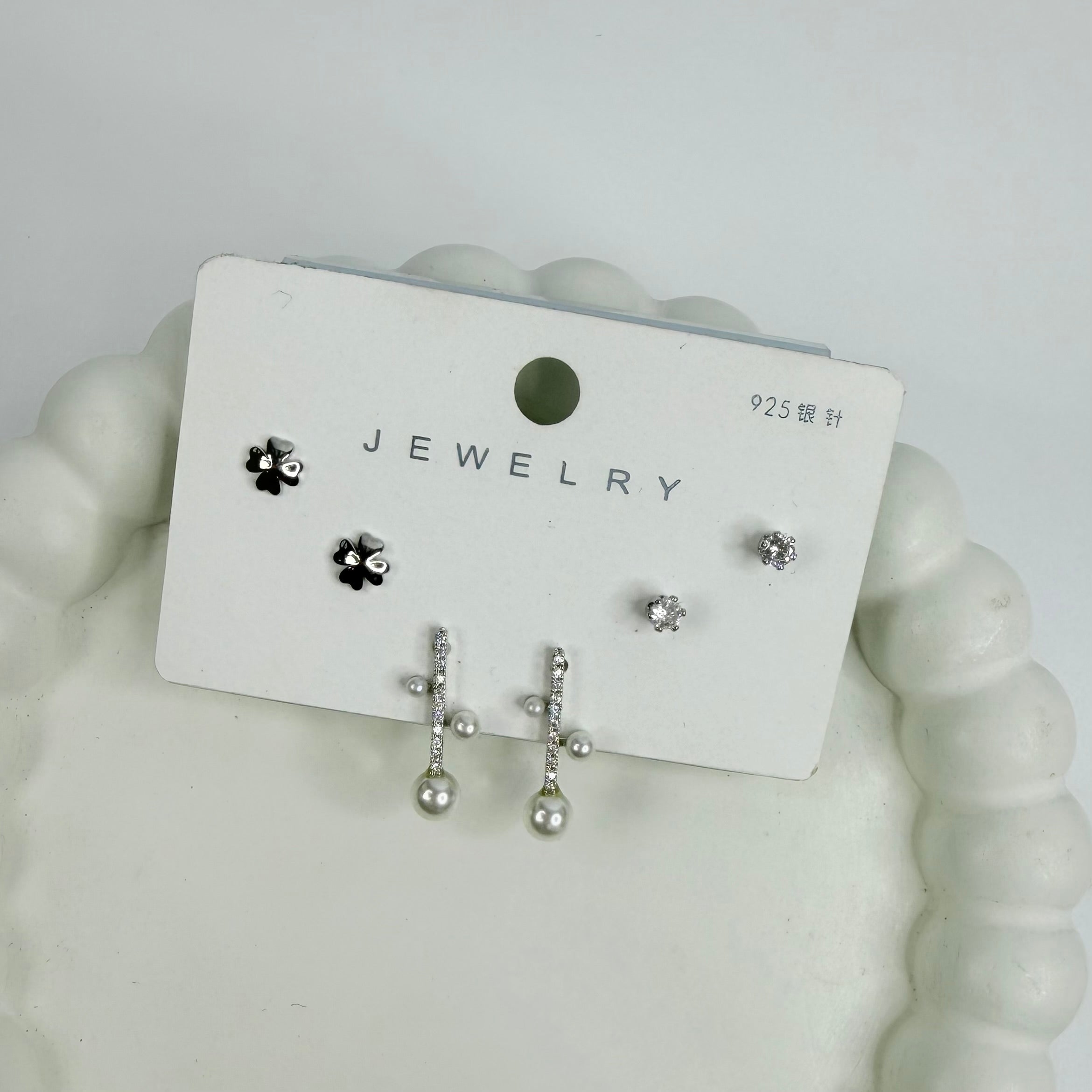Mystery Stud Earrings Card – 3 Pairs