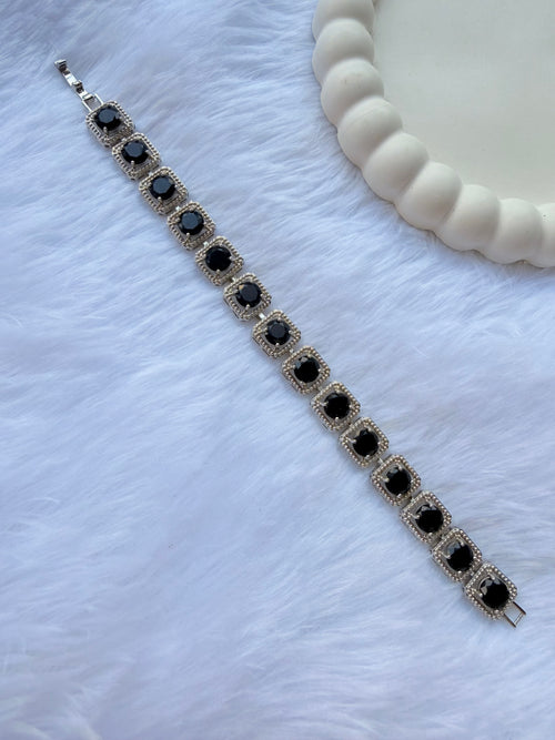 Classic Spark Bracelet