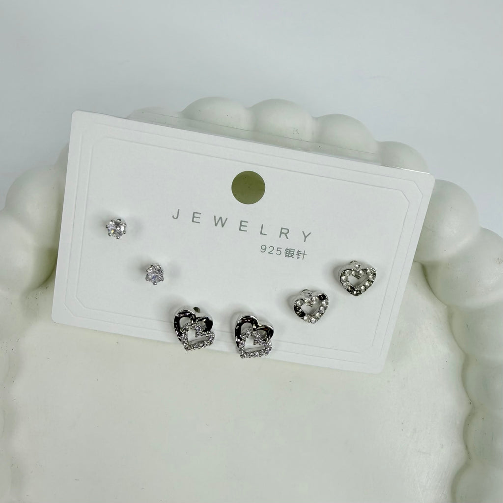 Mystery Stud Earrings Card – 3 Pairs